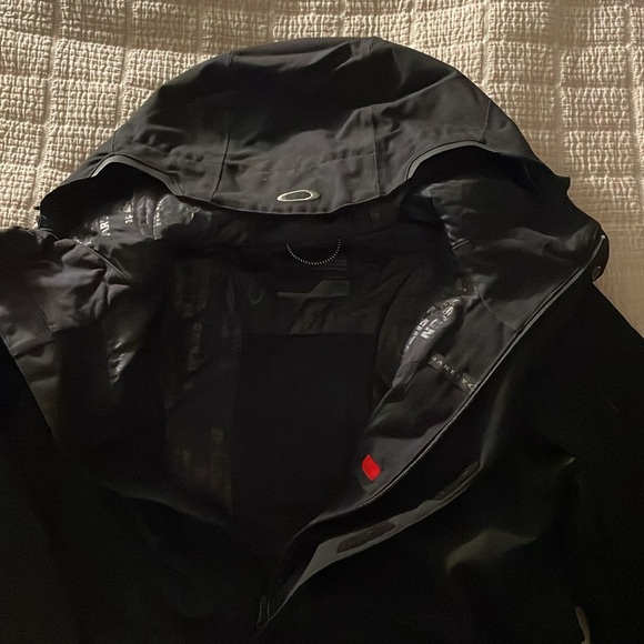 Oakley Pro Rider Series Anorak Women’s snowboard jacket M Black - Picture 6 of 9